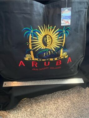 Aruba beach bag roomy and fun